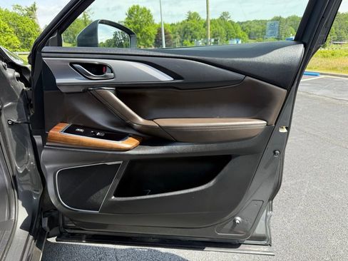Used 2023 MAZDA CX-9 Signature image 30