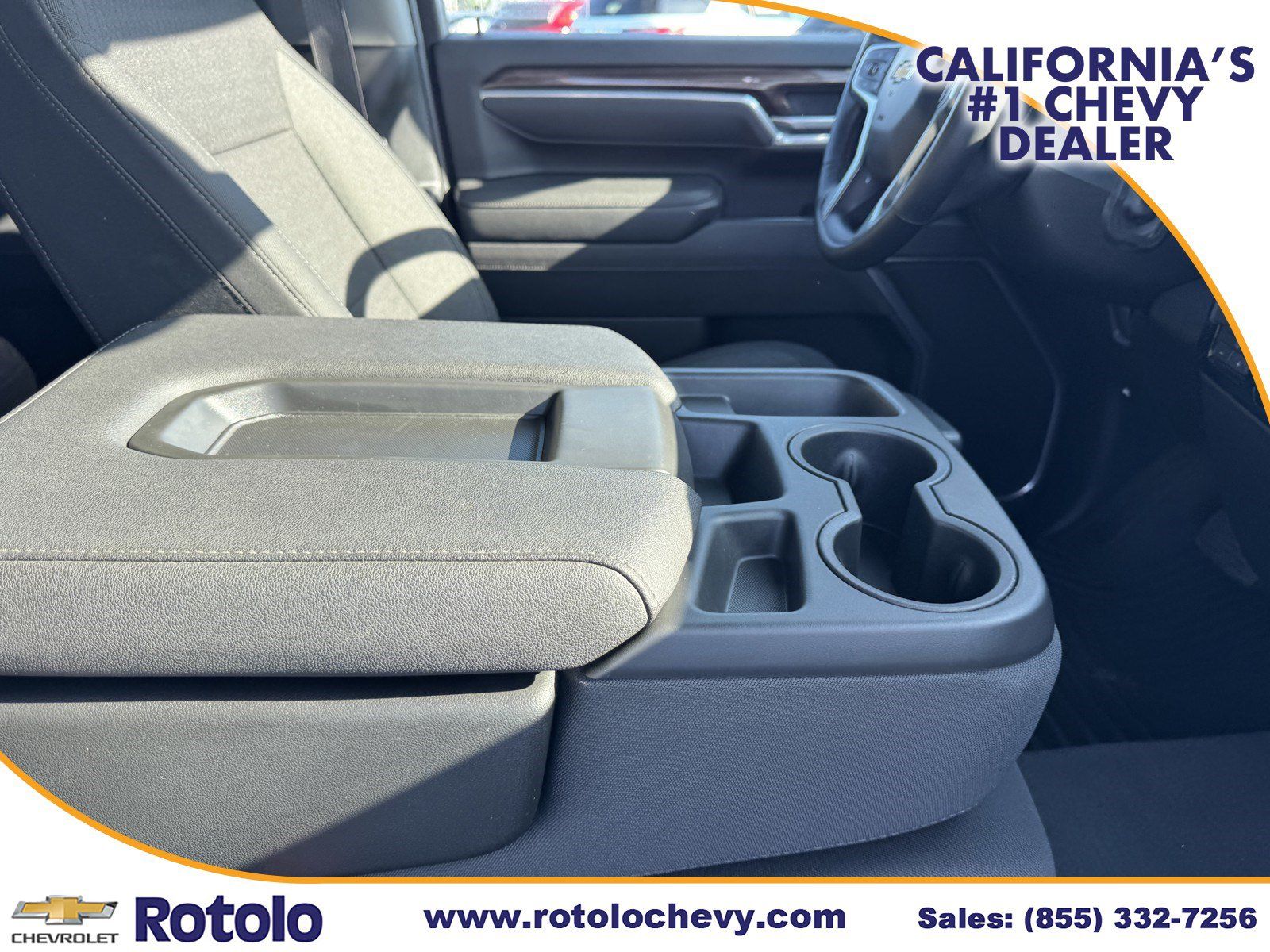 Used 2025 Chevrolet Silverado 2500 LT w/ Convenience Package AWD/4WD image 8