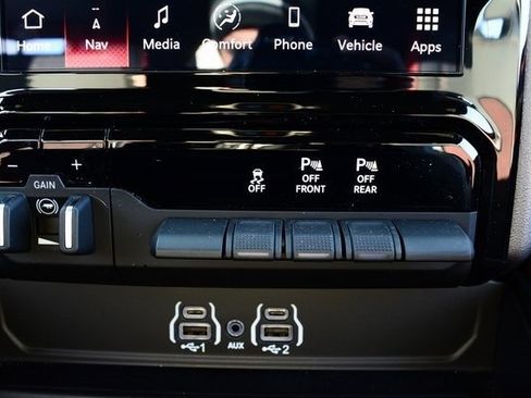 Used 2025 RAM 1500 Rebel w/ Bed Utility Group image 33