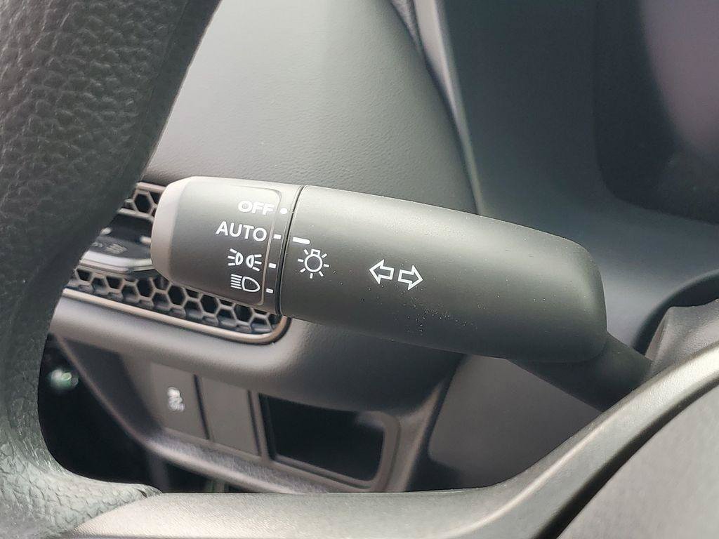 New 2027 Honda HR-V LX image 13