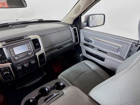 Used 2017 RAM 1500 Classic SLT image 23