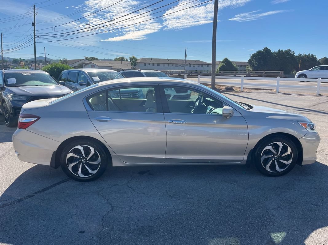 Used 2016 Honda Accord EX-L image 6