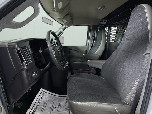 Used 2024 Chevrolet Express 2500 w/ Driver Convenience Package RWD image 18
