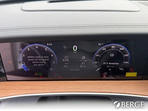 New 2026 Volkswagen Tiguan SEL R-Line AWD/4WD image 21