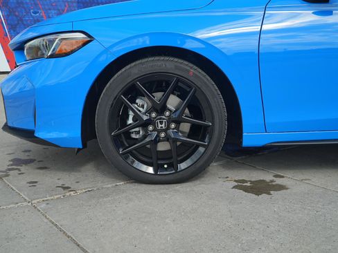 Used 2026 Honda Civic Sport image 17