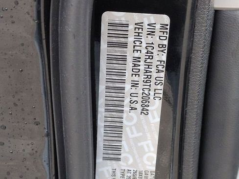 New 2026 Jeep Grand Cherokee Altitude image 33