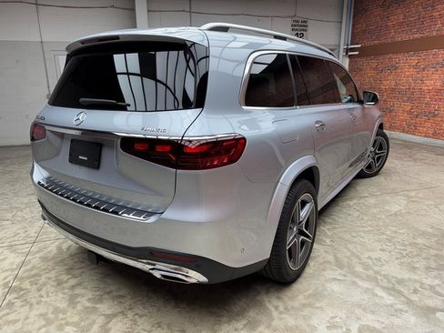 New 2025 Mercedes-Benz GLS 450 4MATIC image 5