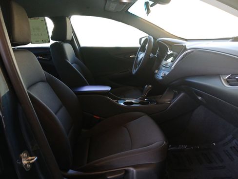 Used 2020 Chevrolet Malibu LS image 15