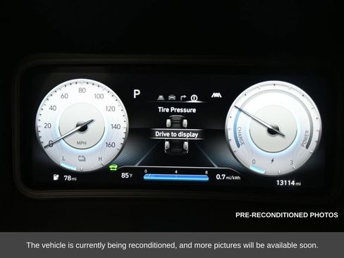 Used 2023 Hyundai Kona Limited image 17