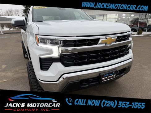 Used 2025 Chevrolet Silverado 1500 LT w/ Work Truck Package image 4