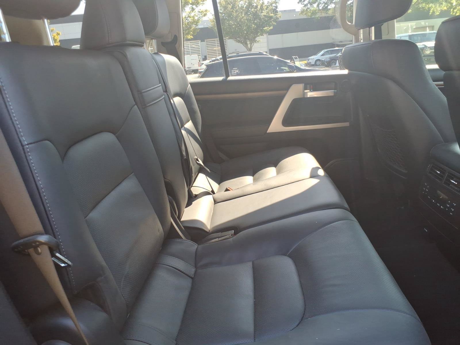Used 2019 Toyota Land Cruiser w/ Carpet Mat Package AWD/4WD image 26