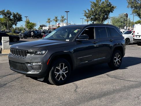 New 2025 Jeep Grand Cherokee Limited w/ Trailer Tow Package image 2