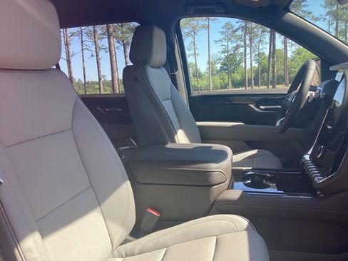 New 2026 GMC Yukon XL Elevation w/ LPO, Floor Liner Package image 44