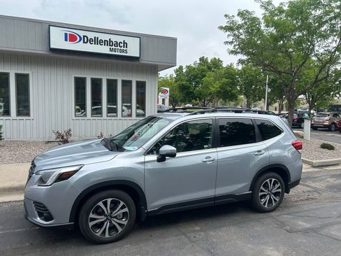 Used 2024 Subaru Forester Limited AWD/4WD image 1