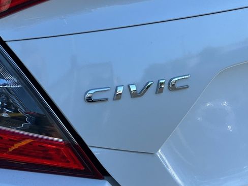 Used 2016 Honda Civic EX image 29