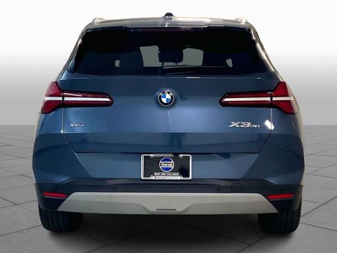 Used 2025 BMW X3 xDrive30i image 4