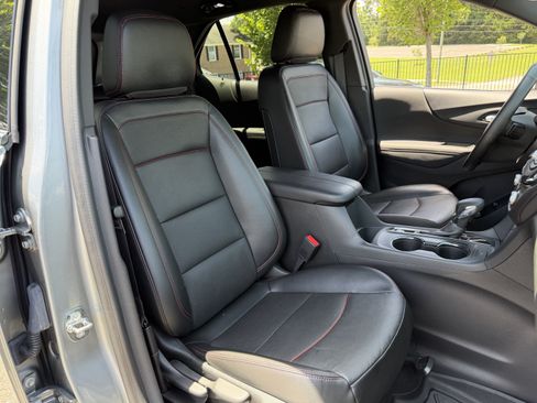Used 2023 Chevrolet Equinox RS w/ RS Leather Package FWD image 32