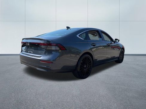 Used 2025 Honda Accord LX image 5