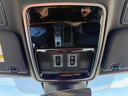 Used 2022 Land Rover Range Rover Westminster Edition image 35