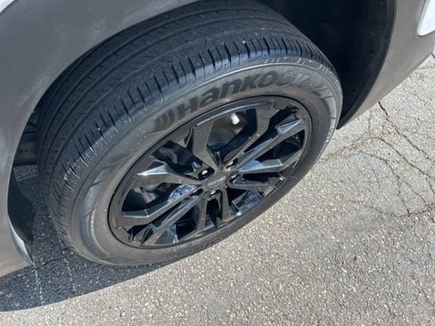 Used 2020 GMC Terrain SLE w/ Elevation Edition AWD/4WD image 18