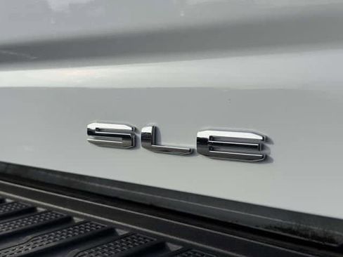 Used 2024 GMC Sierra 3500 SLE image 9