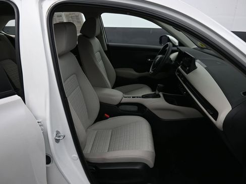 Certified 2024 Honda HR-V LX image 23