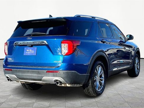 Used 2022 Ford Explorer Limited image 2