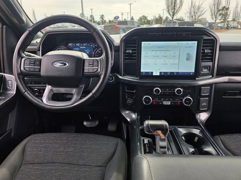 Used 2022 Ford F150 XLT w/ Equipment Group 302A High image 17