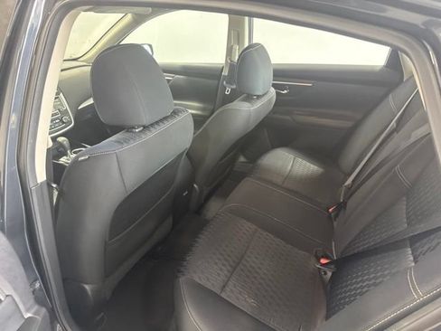 Used 2017 Nissan Altima 2.5 SV FWD image 17