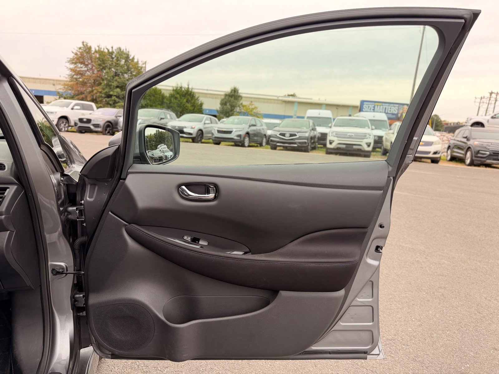 Used 2021 Nissan Leaf SV Plus FWD image 22