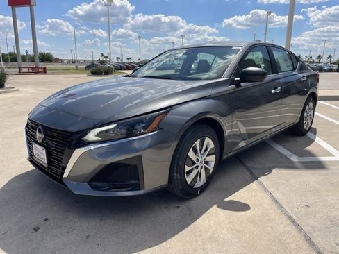 New 2025 Nissan Altima 2.5 S image 7