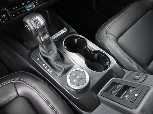 New 2025 Ford Bronco Outer Banks image 30