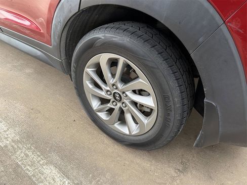 Used 2021 Hyundai Tucson SE image 5