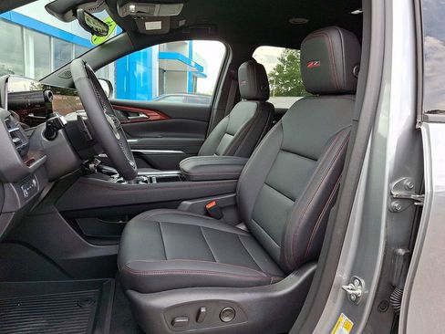 New 2026 Chevrolet Traverse Z71 w/ Enhanced Driving Package AWD/4WD image 10
