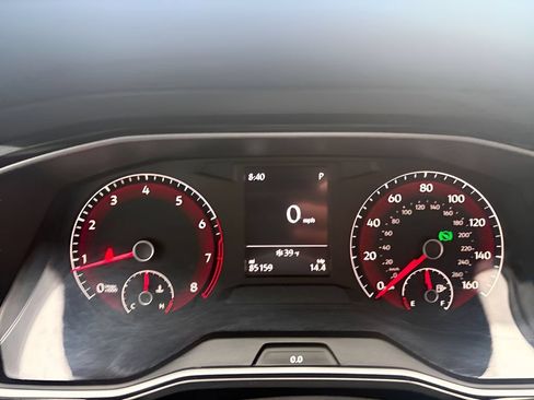 Used 2019 Volkswagen Jetta GLI FWD image 12