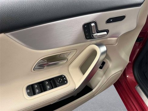 Certified 2021 Mercedes-Benz A 220 4MATIC image 16