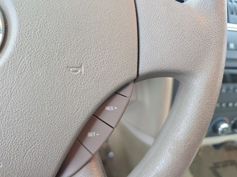 Used 2006 Buick LaCrosse CX FWD image 17