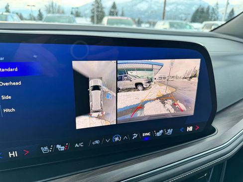 Used 2025 Chevrolet Tahoe Premier image 36