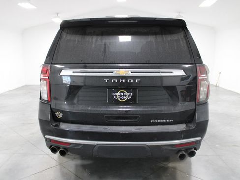 Used 2021 Chevrolet Tahoe Premier w/ Premium Package AWD/4WD image 7