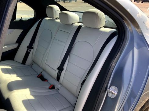 Used 2018 Mercedes-Benz C 300 Sedan image 19