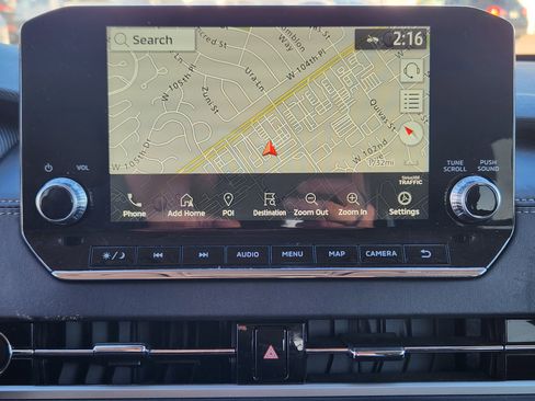 Used 2024 Mitsubishi Outlander SE image 12