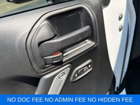 Used 2017 Jeep Wrangler Unlimited Rubicon AWD/4WD image 13