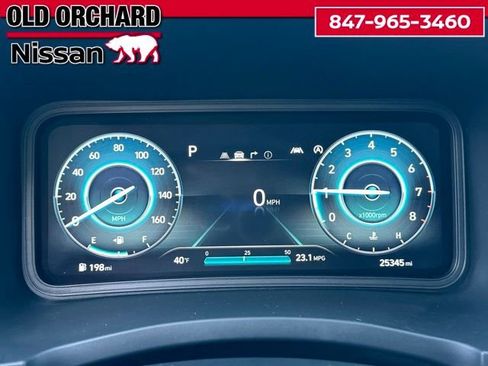 Used 2022 Hyundai Kona Limited AWD/4WD image 21