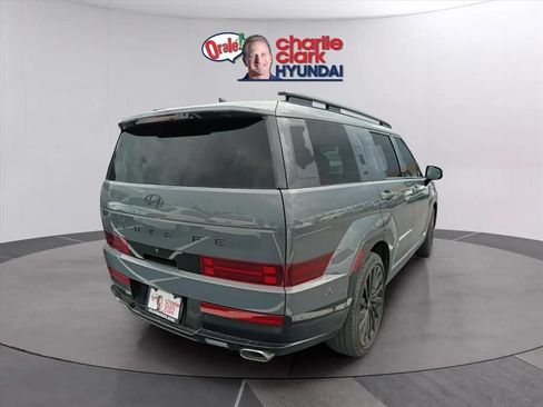 Used 2024 Hyundai Santa Fe Calligraphy FWD image 3
