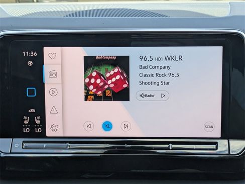 New 2026 Volkswagen Atlas SE image 18