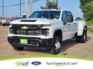 Used 2025 Chevrolet Silverado 3500 W/T AWD/4WD video 2