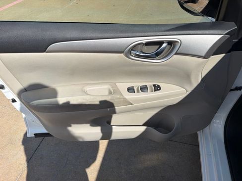 Used 2015 Nissan Sentra S FWD image 12