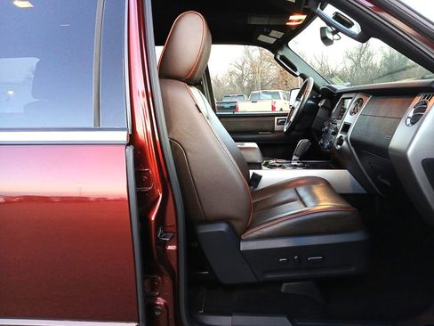 Used 2017 Ford Expedition King Ranch image 29