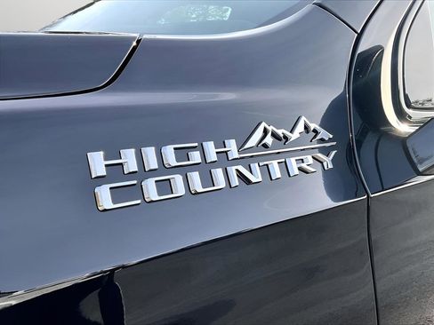 New 2026 Chevrolet Tahoe High Country AWD/4WD image 10