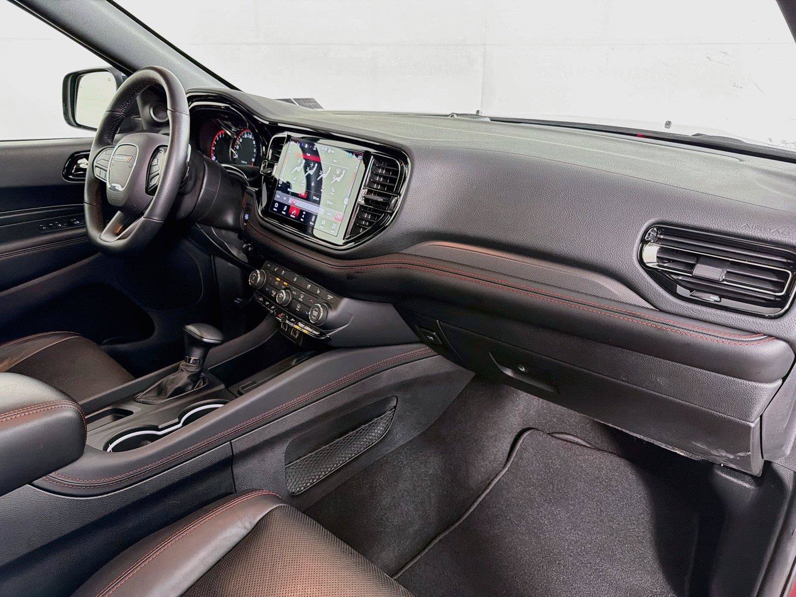 Used 2025 Dodge Durango GT AWD/4WD image 32